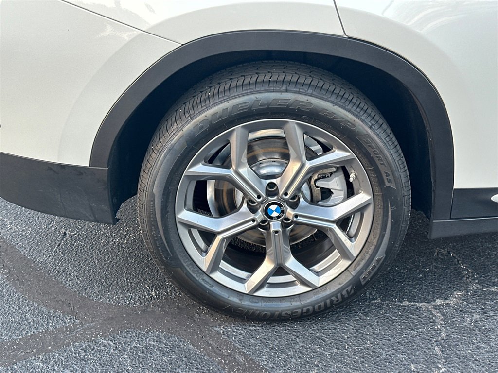 Used 2024 BMW X4 xDrive30i image 17