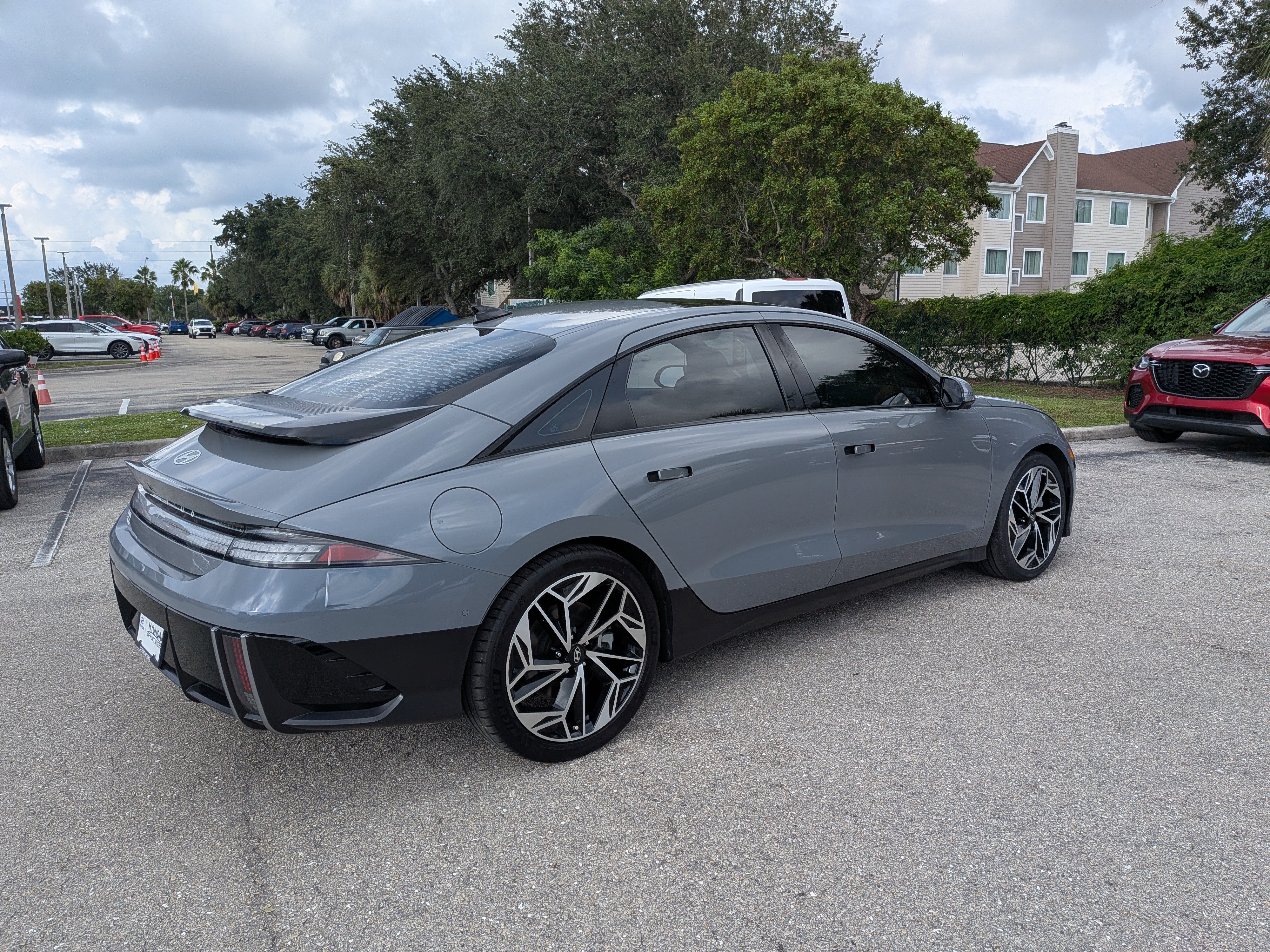 Used 2023 Hyundai Ioniq 6 Limited w/ Cargo Package RWD image 4