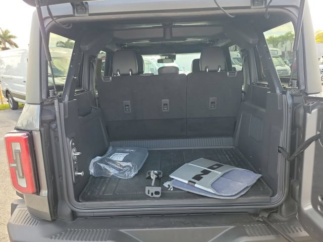 Certified 2023 Ford Bronco Everglades AWD/4WD image 6