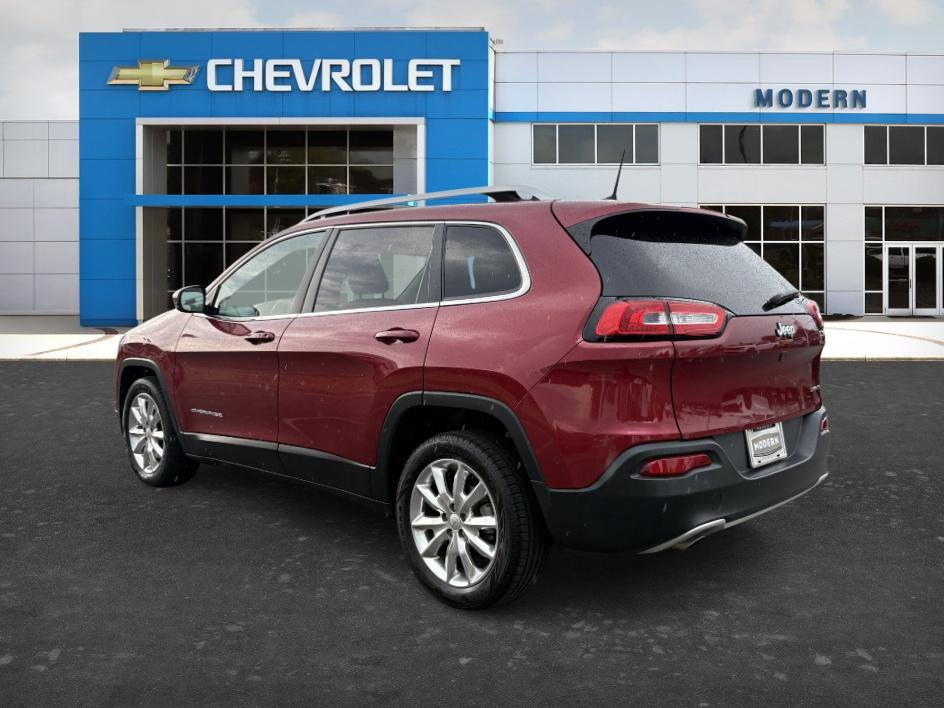 Used 2017 Jeep Cherokee Limited FWD image 3