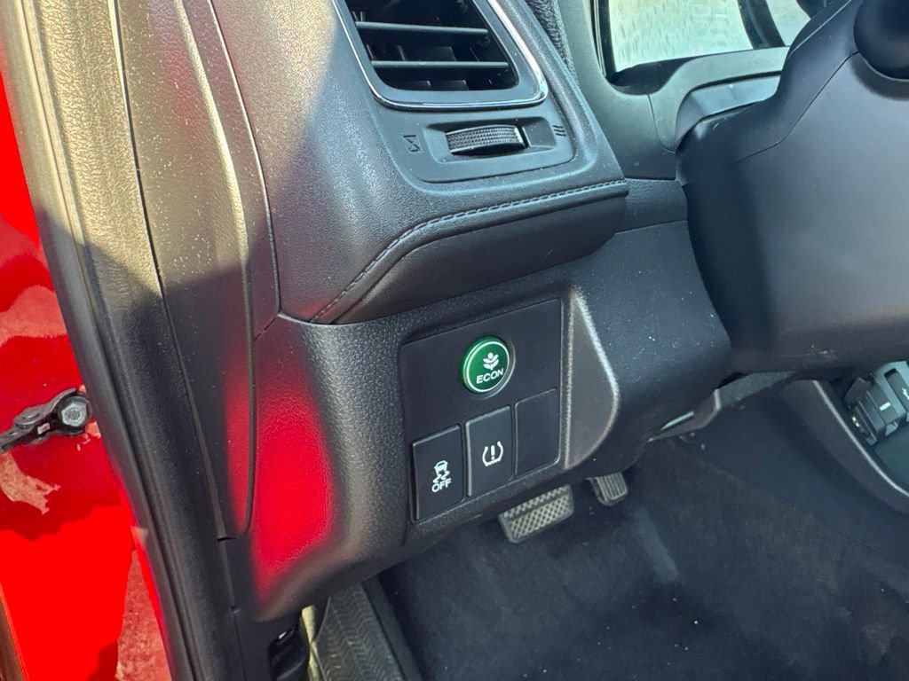 Used 2018 Honda HR-V EX image 18