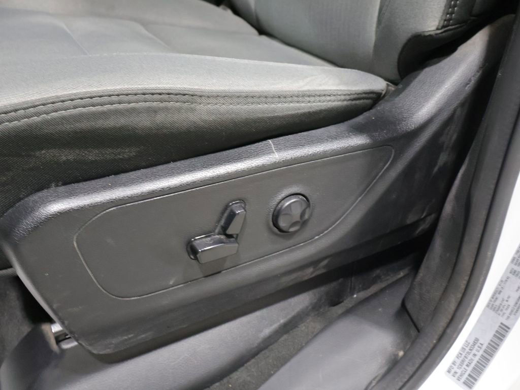 Used 2020 RAM 1500 Big Horn AWD/4WD image 13