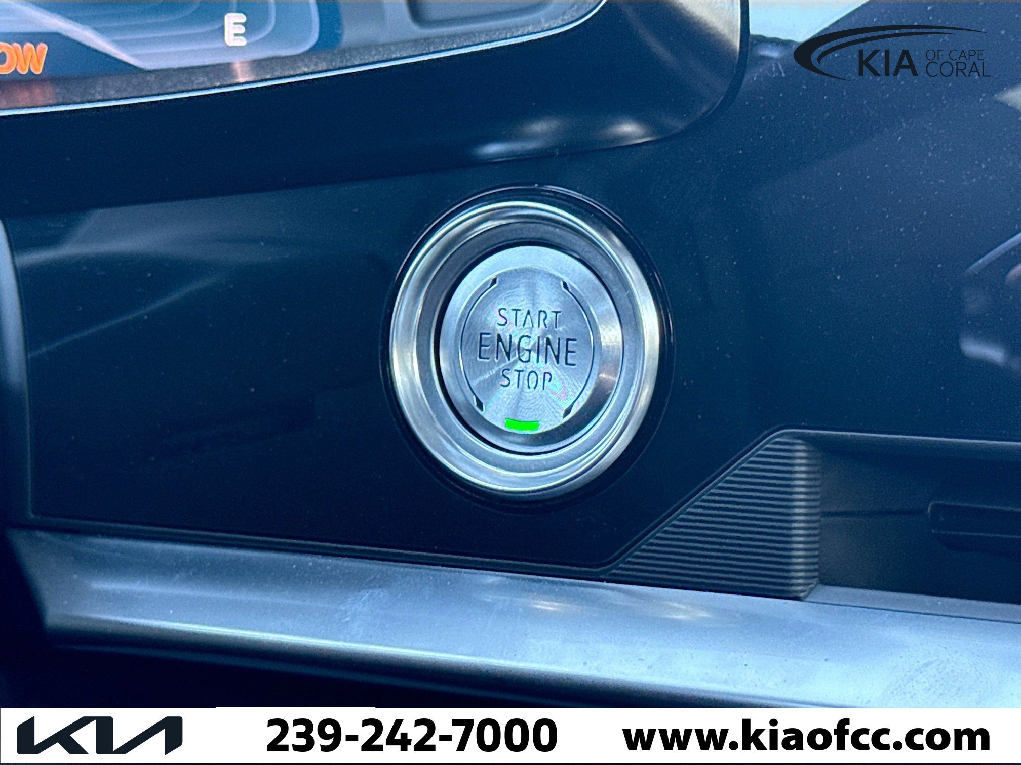 Used 2025 Chevrolet Corvette Stingray Preferred Conv w/ 2LT image 39