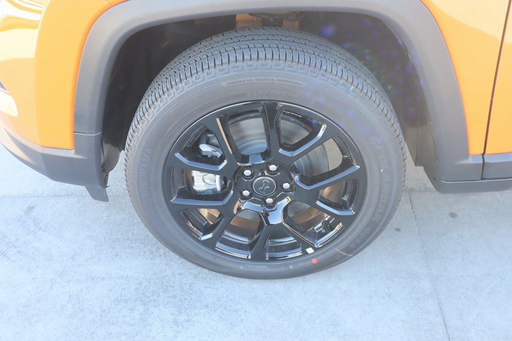 New 2026 Jeep Compass Latitude image 17