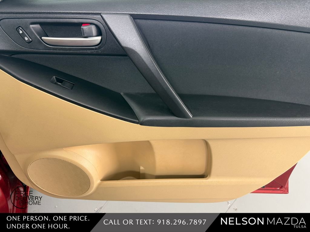 Used 2011 MAZDA MAZDA3 i Touring FWD image 43