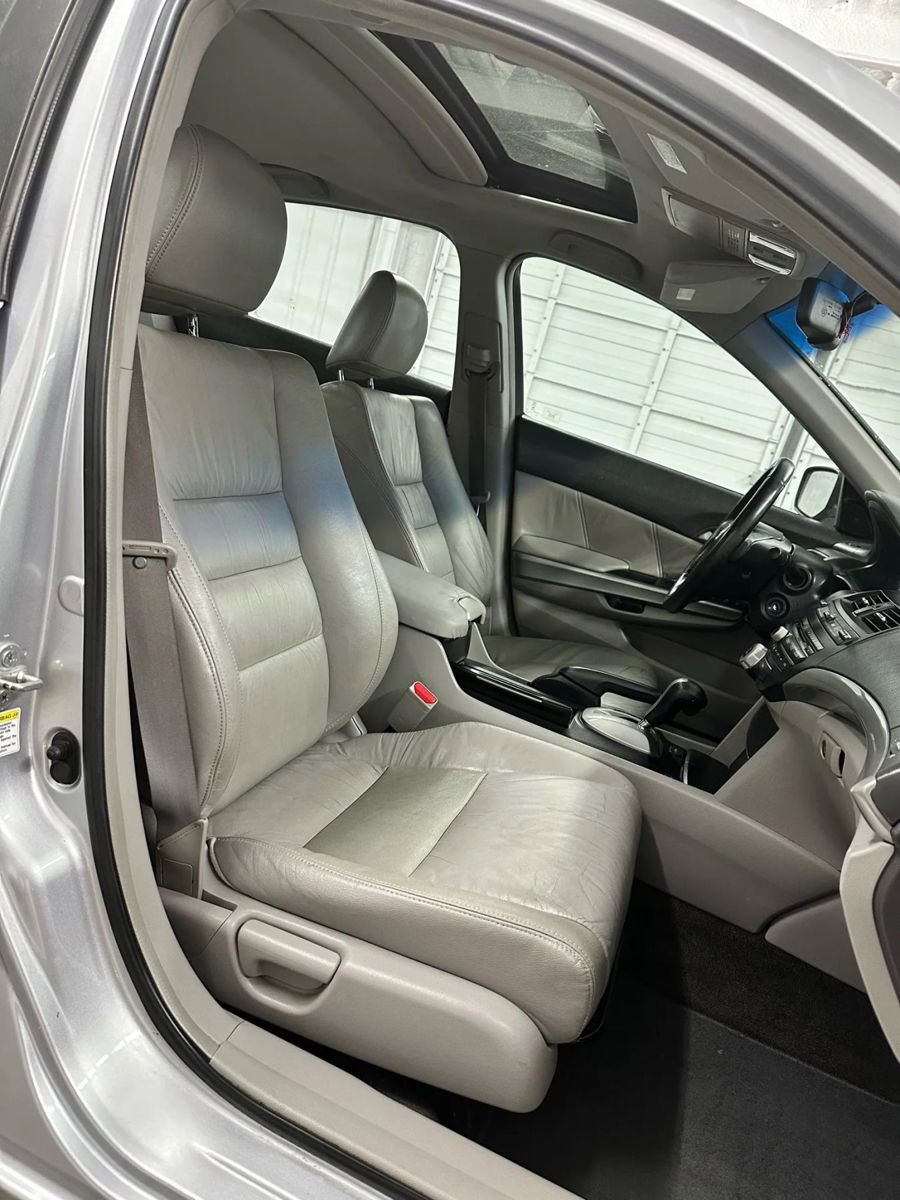 Used 2009 Honda Accord EX-L image 24