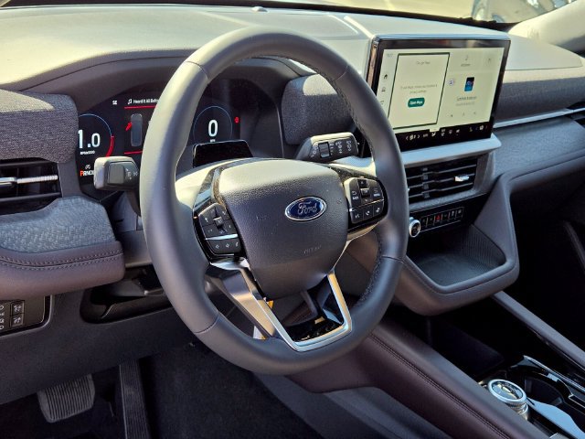 New 2026 Ford Explorer Platinum w/ LUX Leather Package AWD/4WD image 10