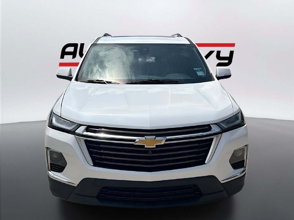 Used 2023 Chevrolet Traverse High Country w/ LPO, Floor Liner Package FWD image 2