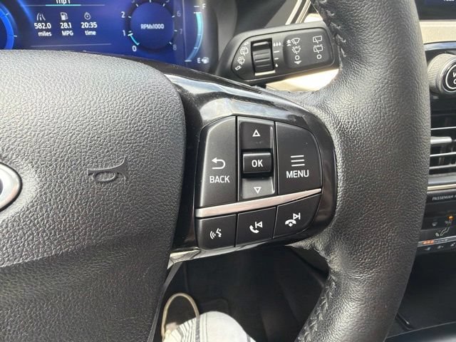 Used 2021 Ford Escape SEL w/ Technology Package AWD/4WD image 14