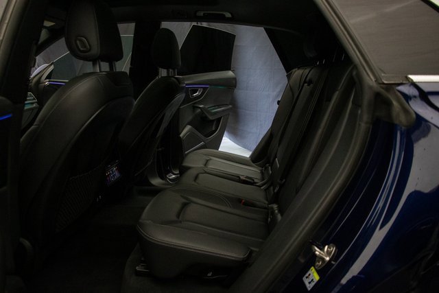 Used 2021 Audi Q8 Premium Plus image 21