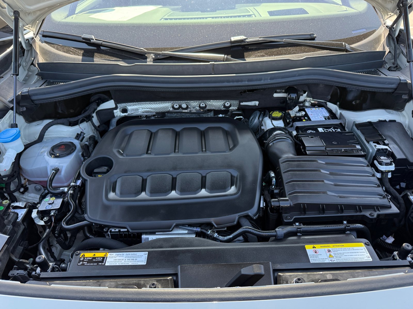 Certified 2025 Volkswagen Tiguan SEL R-Line AWD/4WD image 20