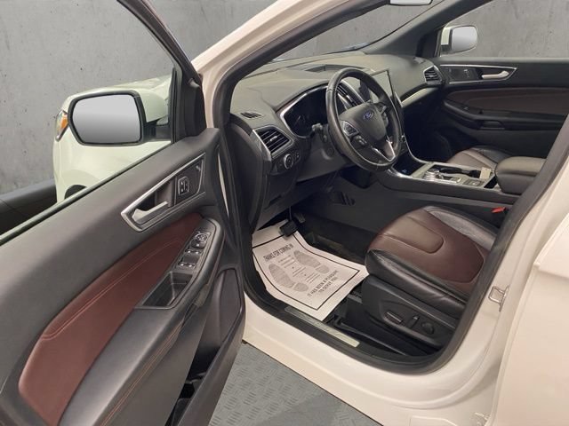 Used 2021 Ford Edge Titanium w/ Equipment Group 301A AWD/4WD image 19