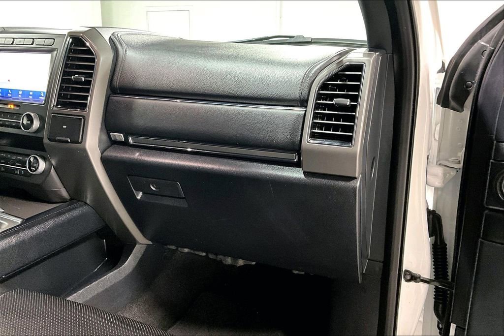 Used 2021 Ford Expedition XLT image 19