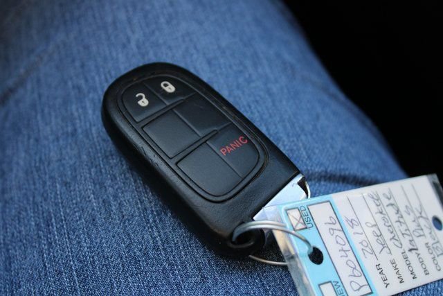 Used 2018 Jeep Cherokee Latitude Plus image 22