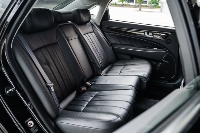 Used 2012 Hyundai Equus Signature RWD image 80