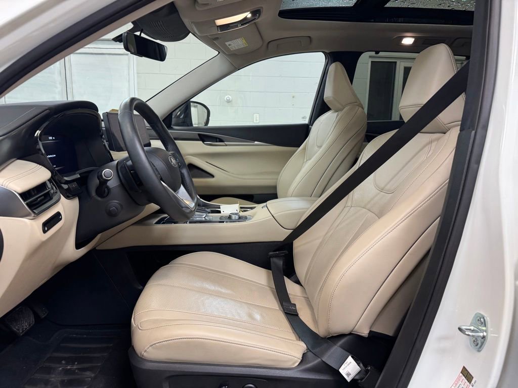 Used 2023 INFINITI QX60 Luxe w/ Cargo Package image 12