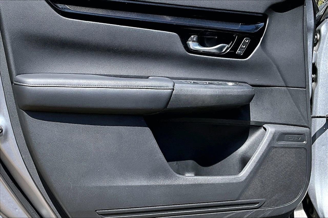 Used 2023 Honda CR-V EX-L image 17