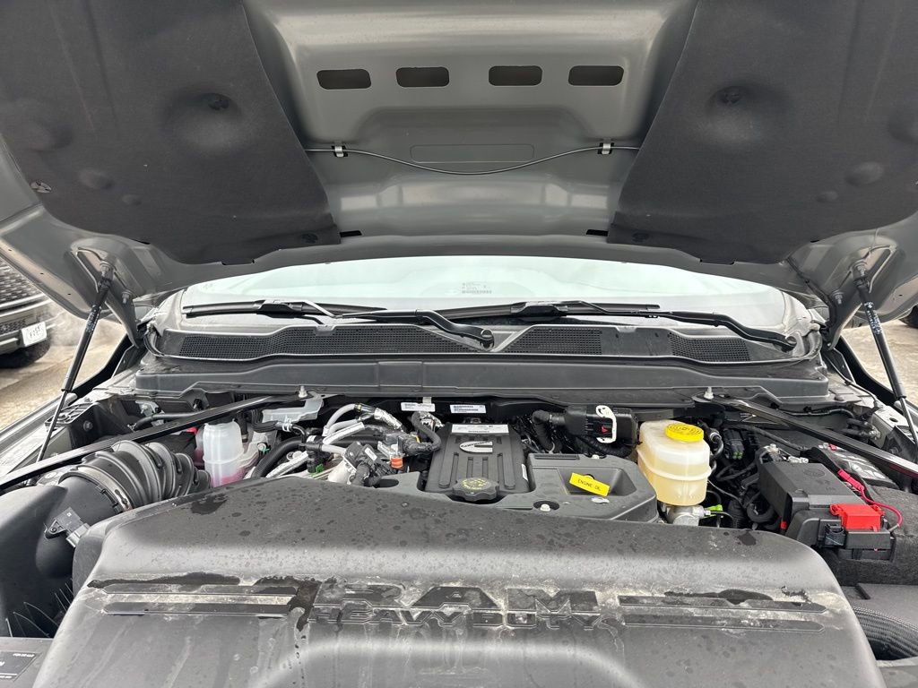 New 2026 RAM 2500 Laramie w/ Night Edition image 34