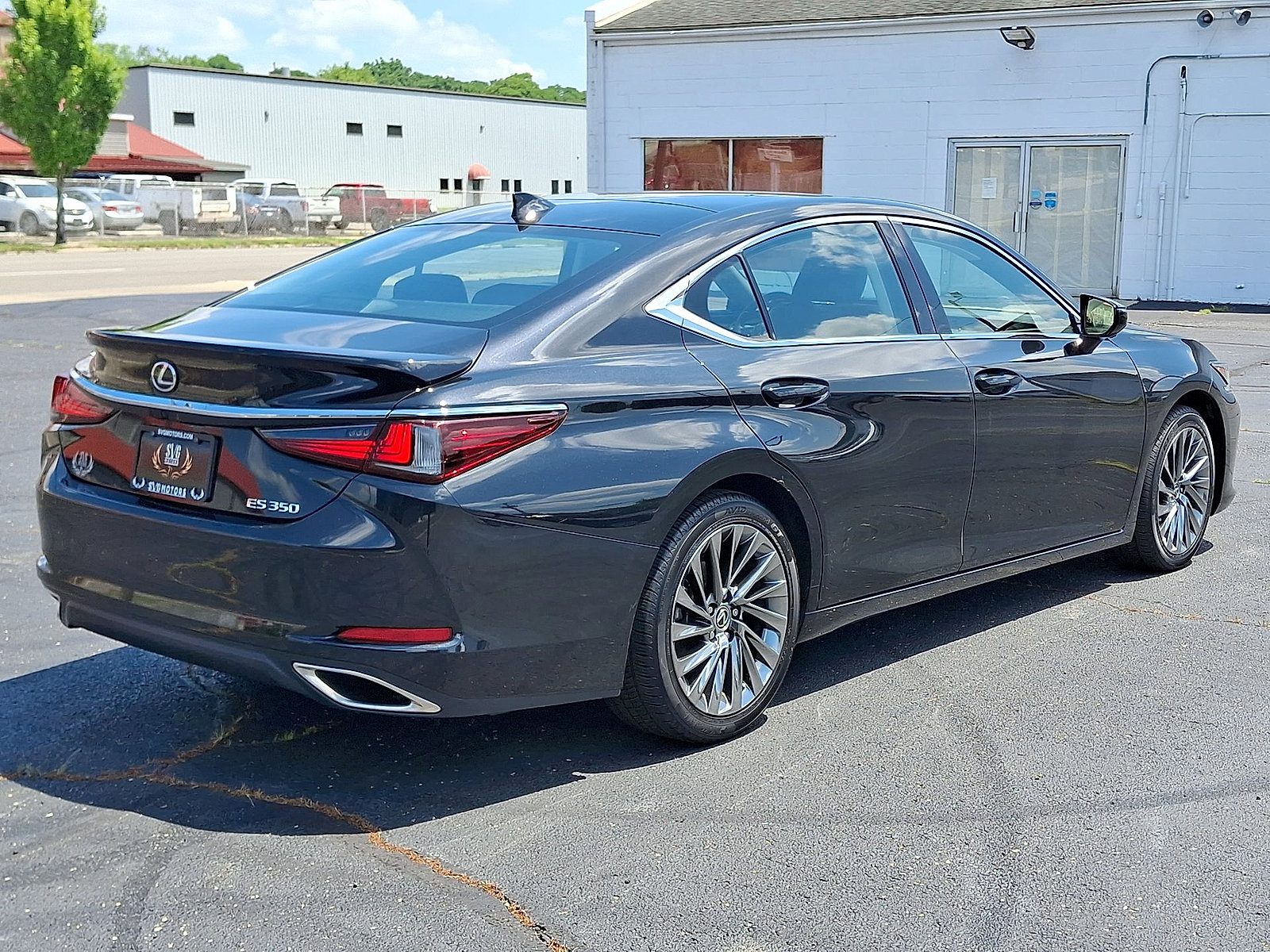 Used 2024 Lexus ES 350 w/ Accessory Package (Z1) FWD image 25