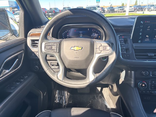 Used 2024 Chevrolet Tahoe Premier w/ Premium Package AWD/4WD image 13