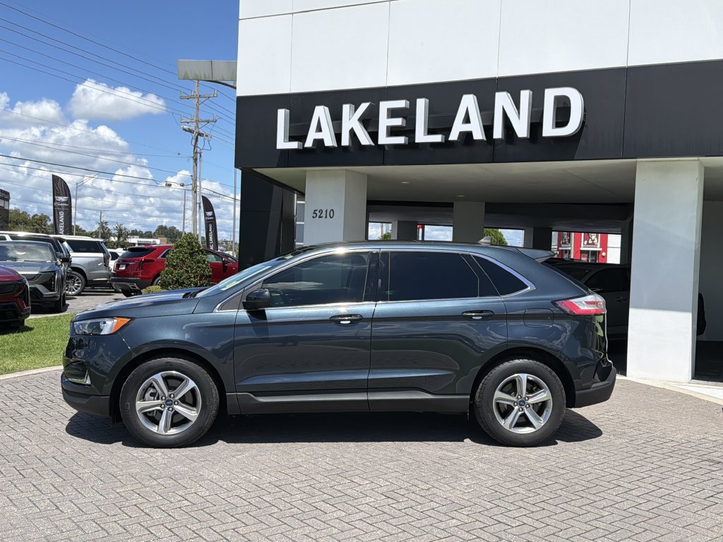 Used 2022 Ford Edge SEL w/ Convenience Package AWD/4WD image 3