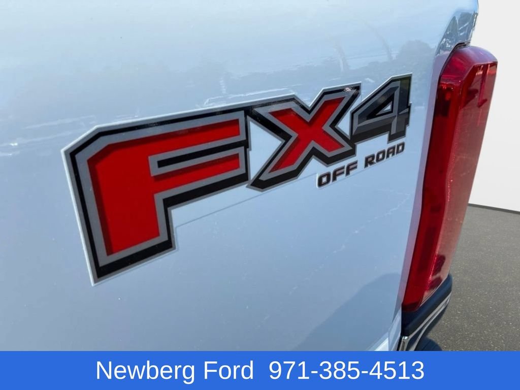 Used 2025 Ford F350 XLT w/ FX4 Off-Road Package AWD/4WD image 14