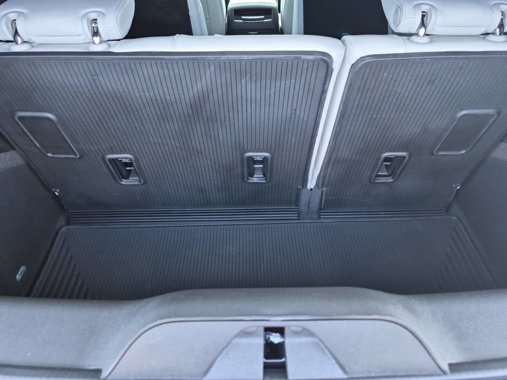 Certified 2026 Cadillac Escalade Platinum Sport w/ LPO, Floor Liner Package AWD/4WD image 28