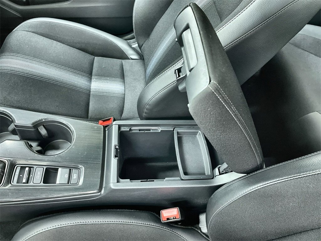 Certified 2025 Honda Civic Sport image 17