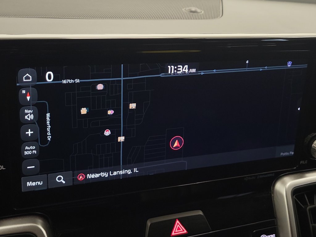 Used 2022 Kia Sorento EX w/ Panoramic Sunroof Package FWD image 17