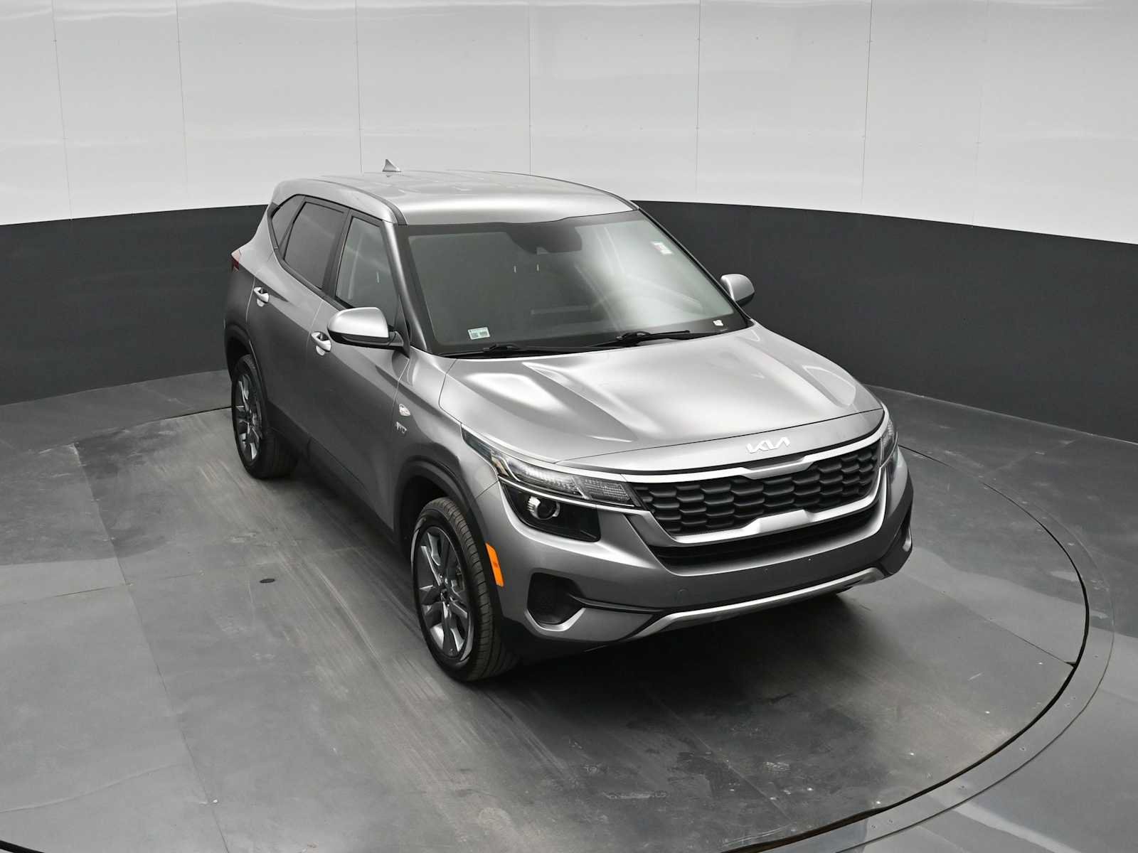 Used 2022 Kia Seltos LX AWD/4WD image 26
