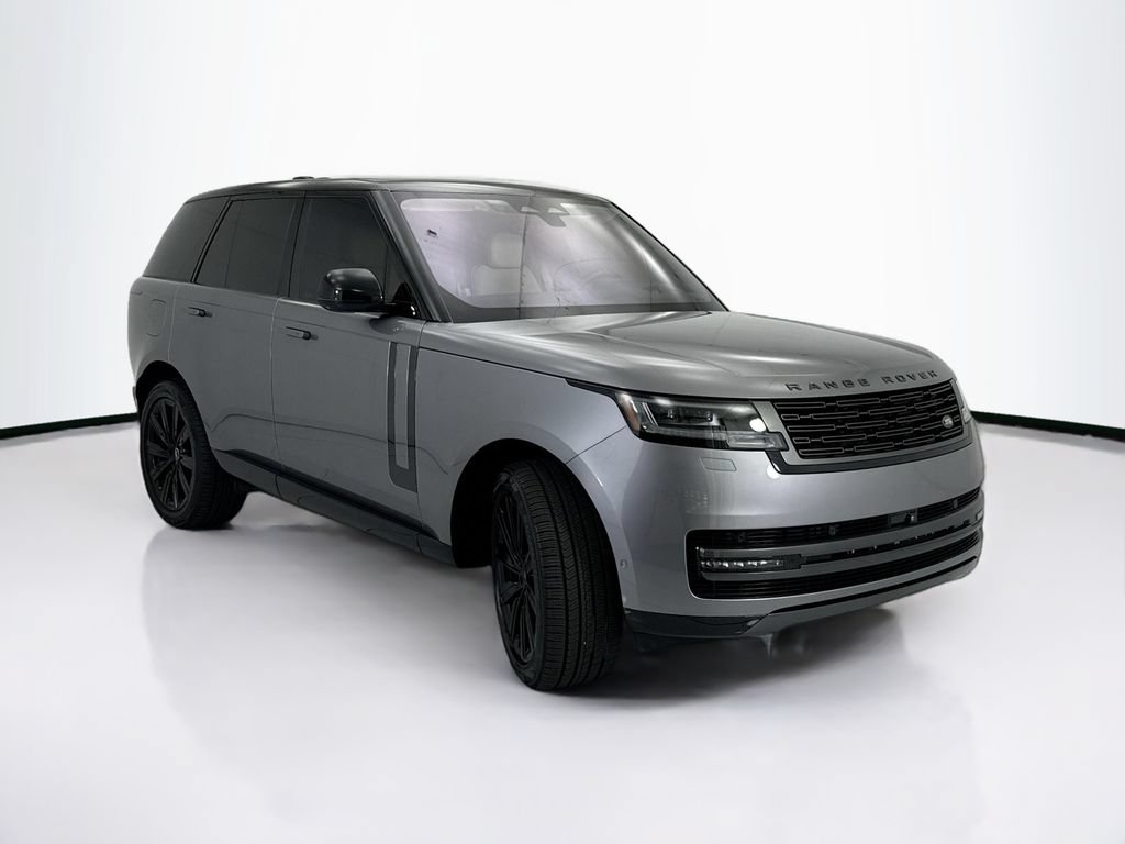 Used 2023 Land Rover Range Rover SE AWD/4WD image 3