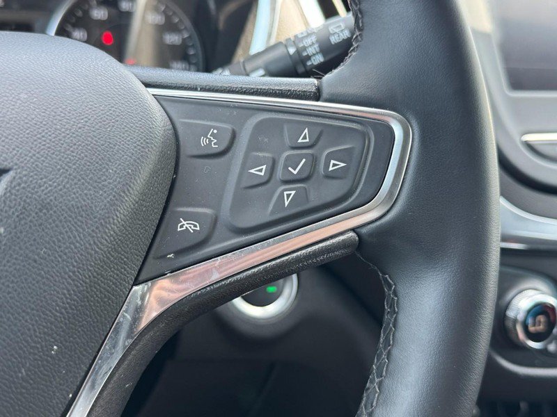 Used 2024 Chevrolet Equinox LT w/ LPO, Floor Liner Package FWD image 17