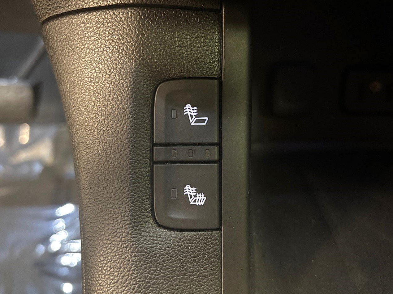 Used 2019 GMC Acadia SLE FWD image 27