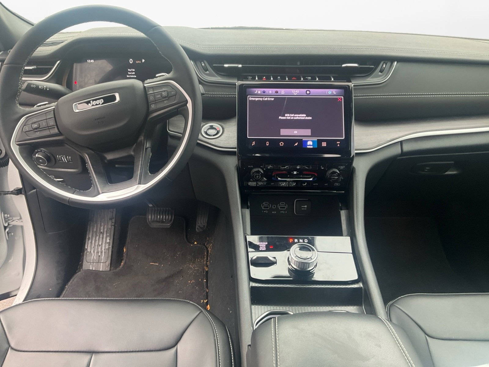 Used 2025 Jeep Grand Cherokee Limited image 10