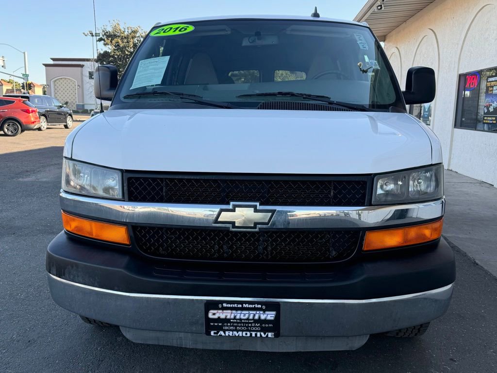 Used 2016 Chevrolet Express 2500 LT w/ LT Preferred Equipment Group RWD image 8