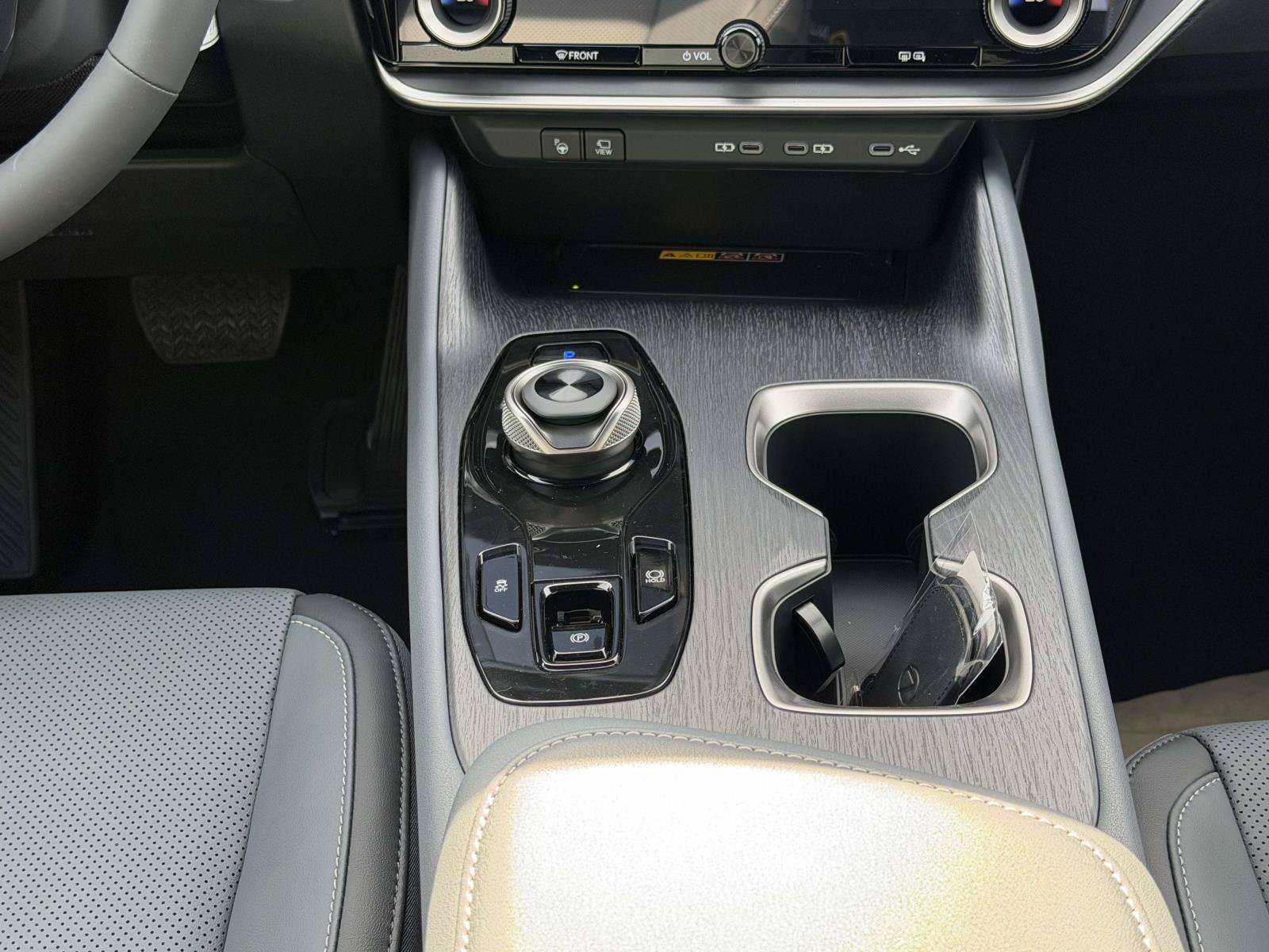 New 2026 Lexus RZ 450e AWD w/ Technology Package image 15