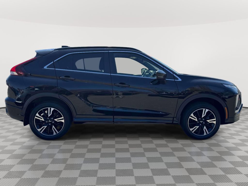 Used 2023 Mitsubishi Eclipse Cross SEL image 9