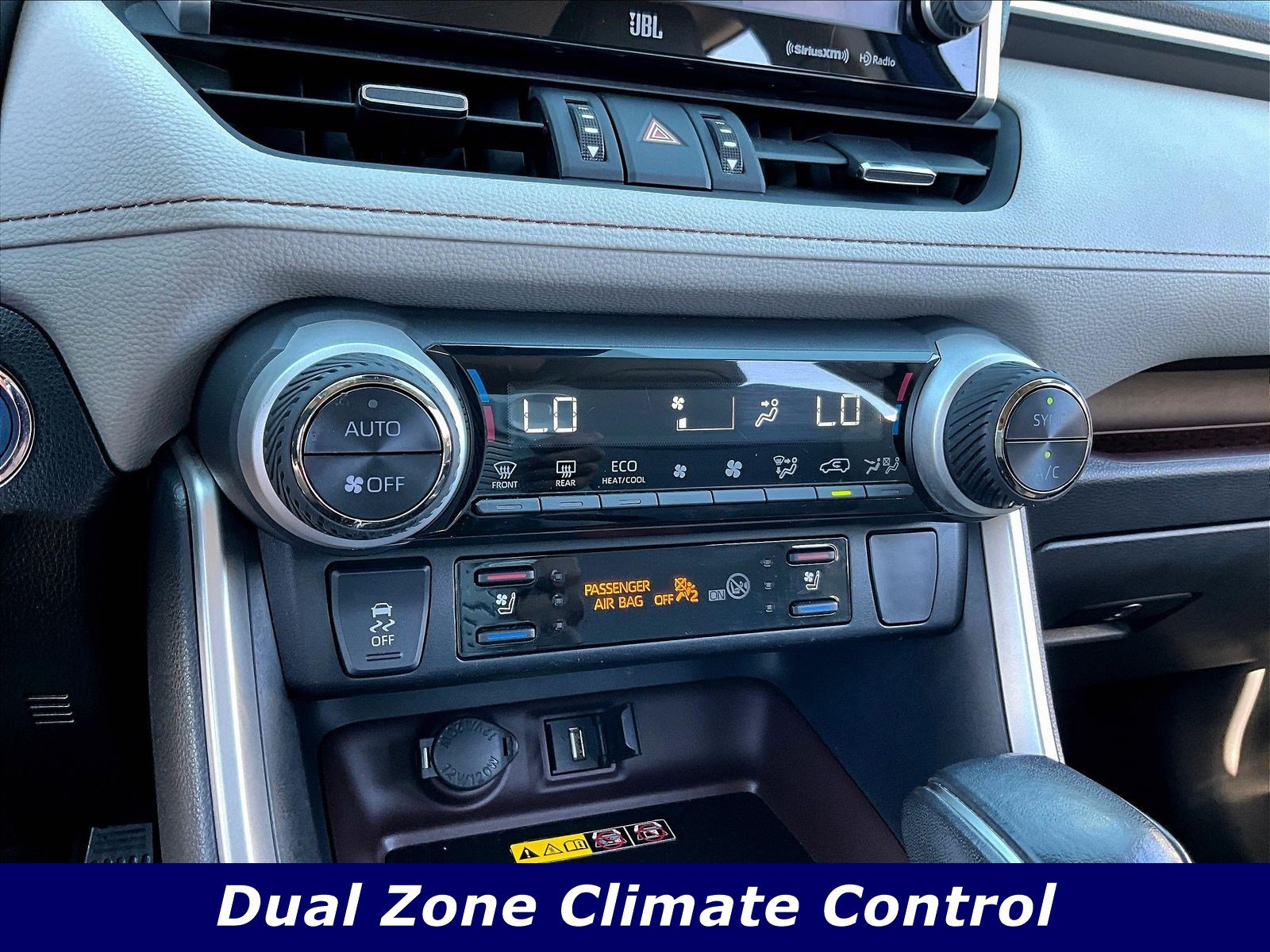 Used 2022 Toyota RAV4 Limited AWD/4WD image 15