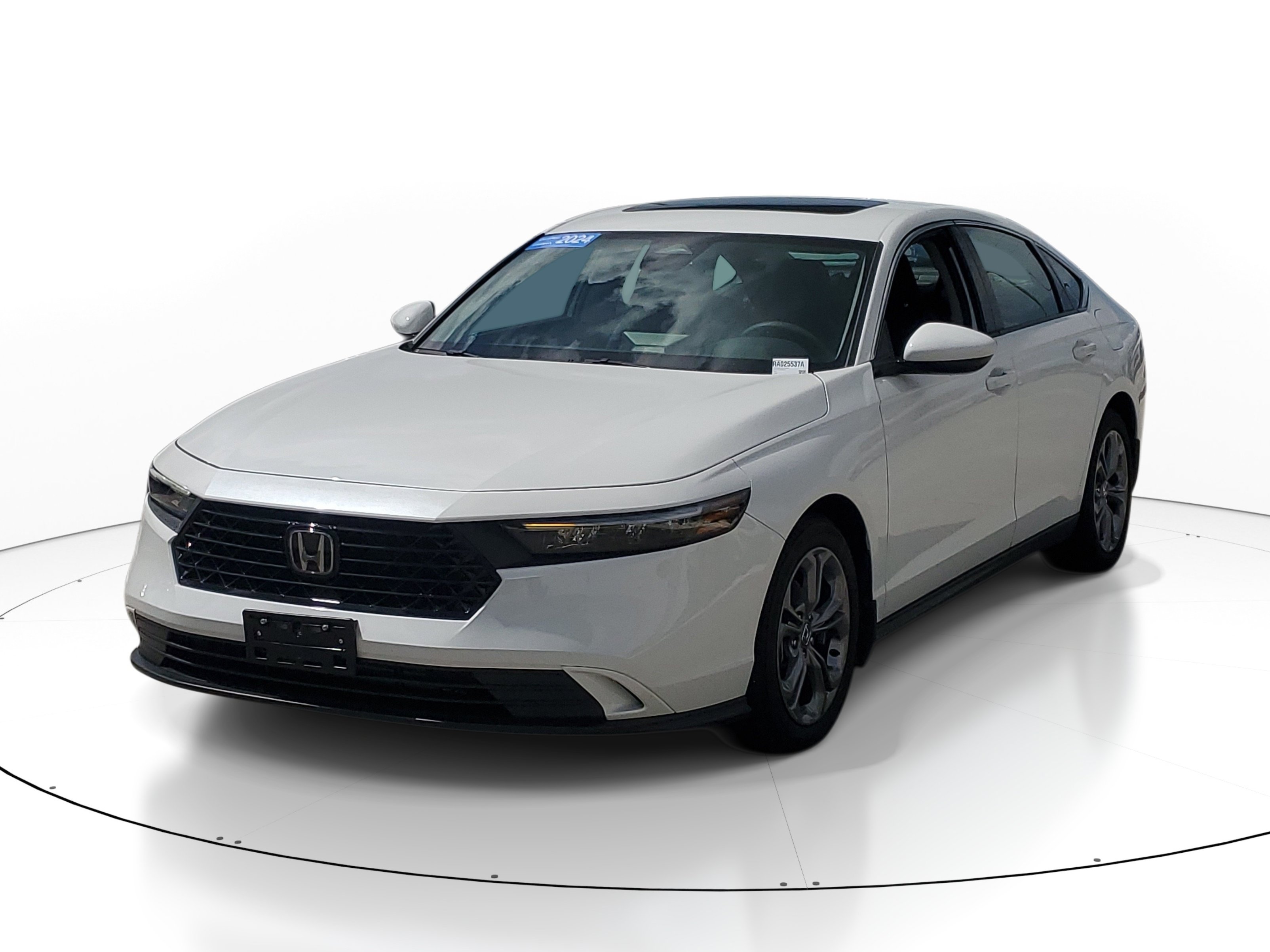 Used 2024 Honda Accord EX image 3