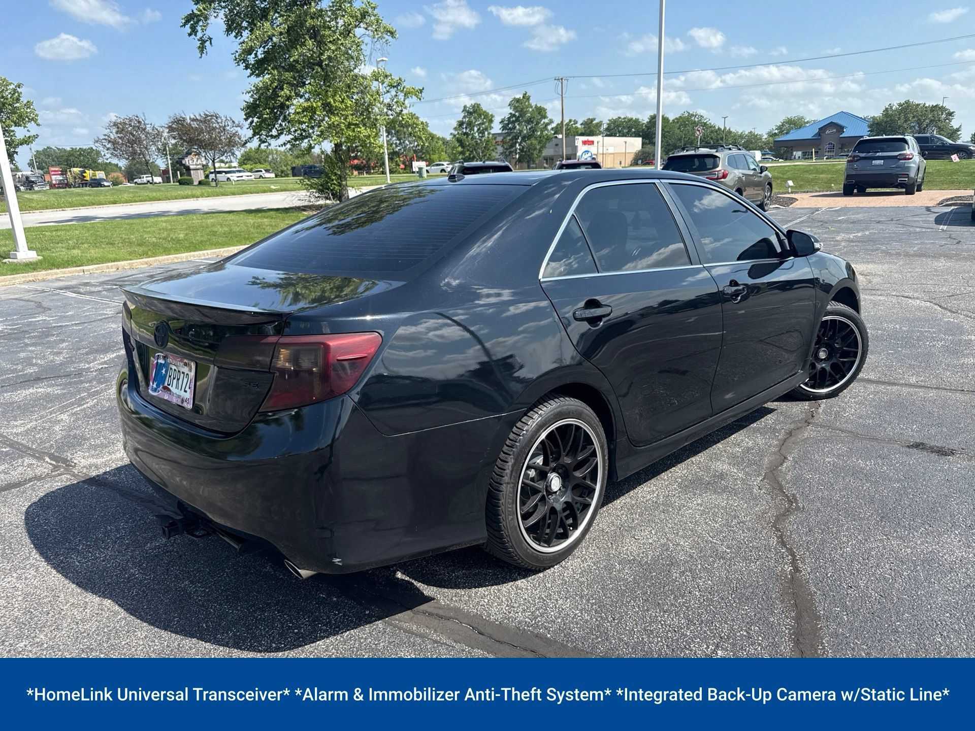 Used 2012 Toyota Camry SE w/ Leather Pkg FWD image 8