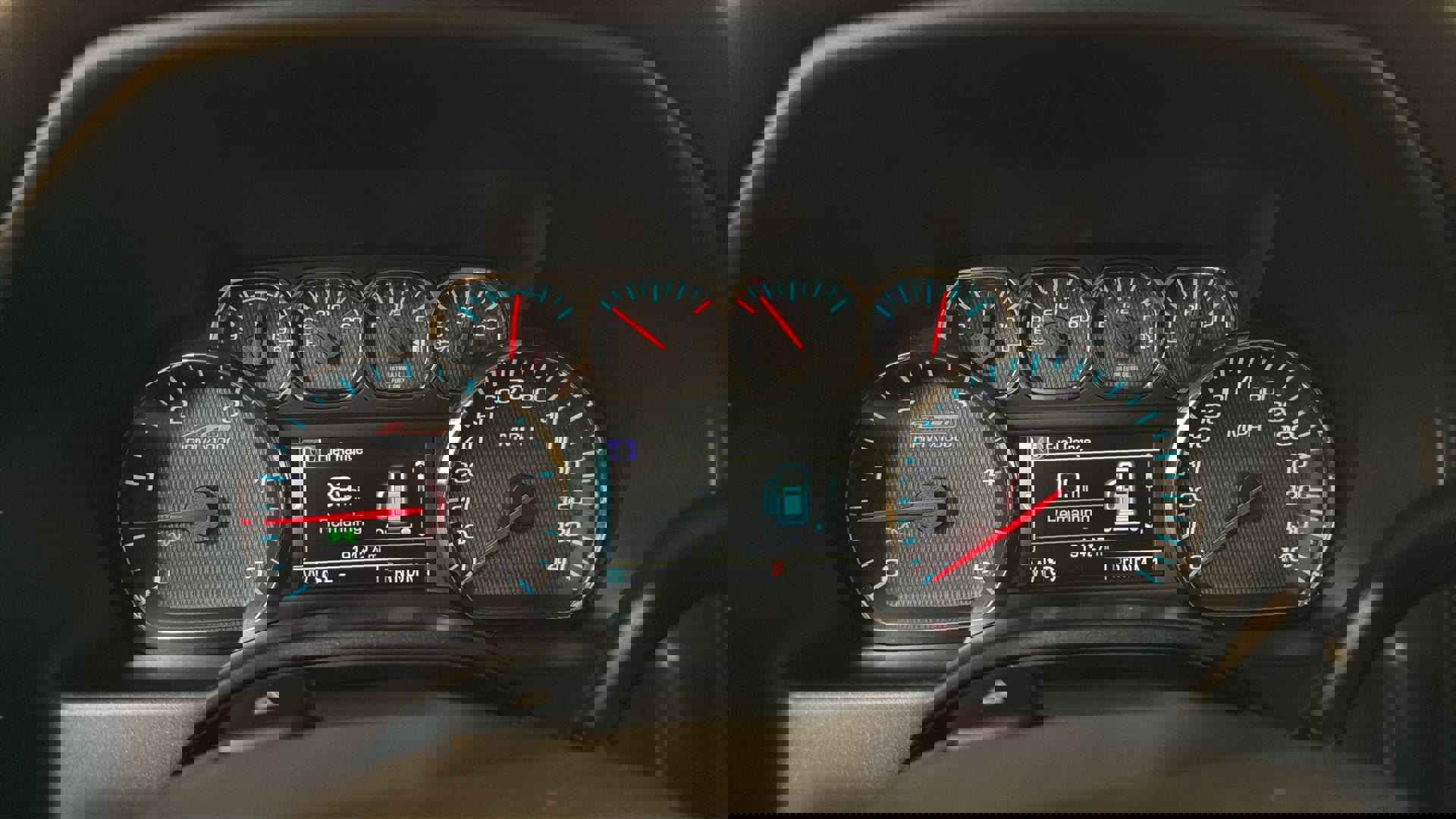 Used 2015 Chevrolet Silverado 2500 LTZ w/ Duramax Plus Package AWD/4WD image 29