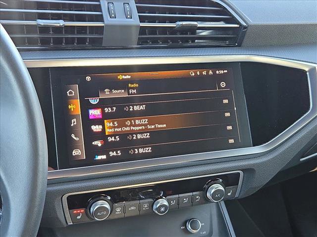 Used 2025 Audi Q3 2.0T Premium image 11