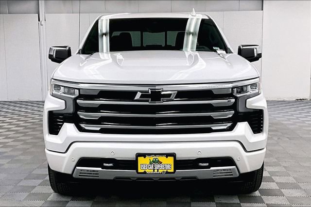 Used 2023 Chevrolet Silverado 1500 High Country w/ High Country Premium Package image 3