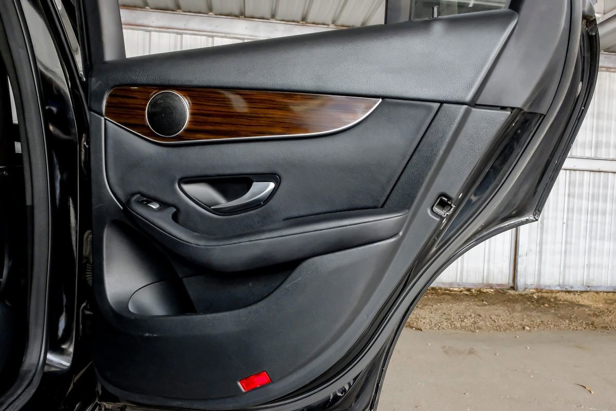 Used 2019 Mercedes-Benz GLC 300 image 47