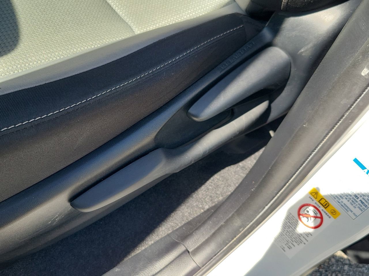 Used 2017 Toyota RAV4 XLE w/ All Weather Liner Package image 17