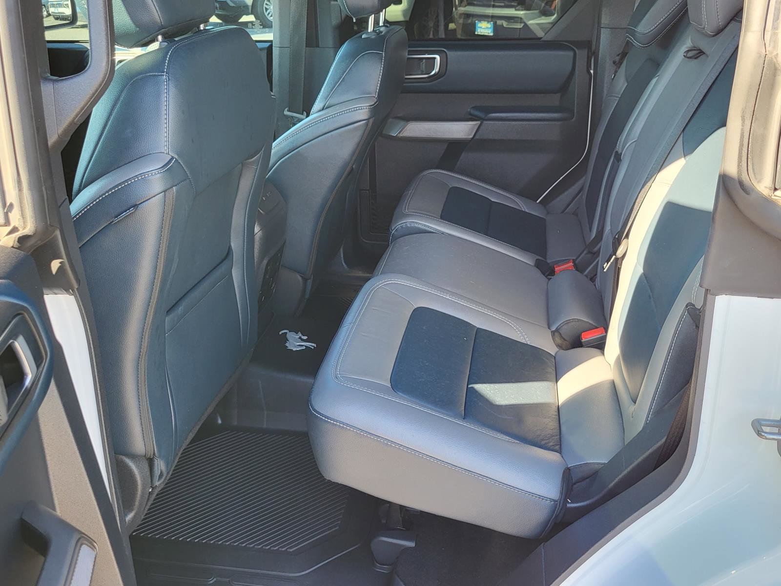 Used 2022 Ford Bronco Outer Banks w/ Sasquatch Package image 13