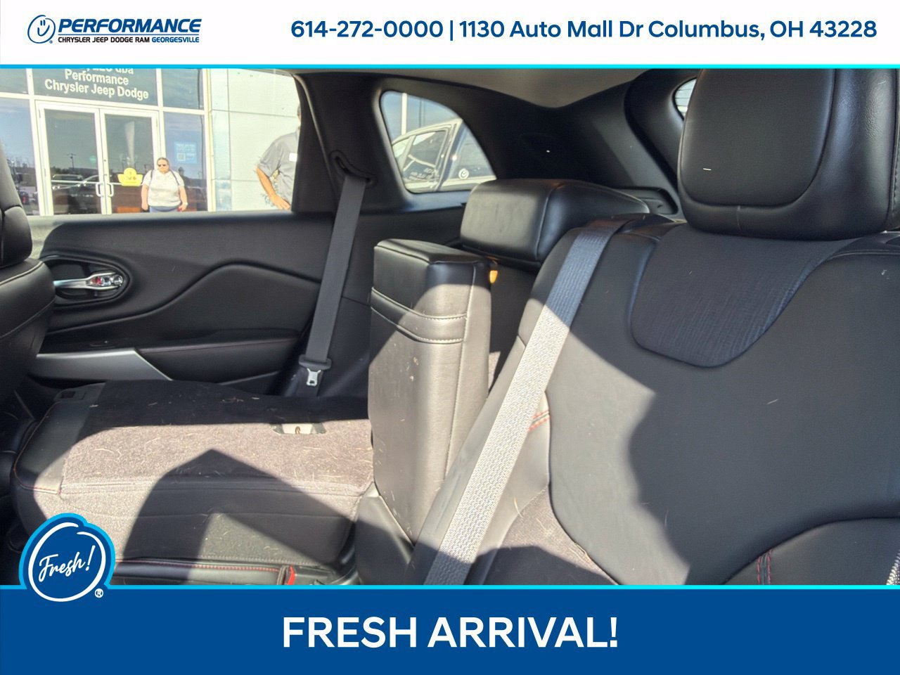 Used 2018 Jeep Cherokee Trailhawk w/ Comfort/Convenience Group AWD/4WD image 21