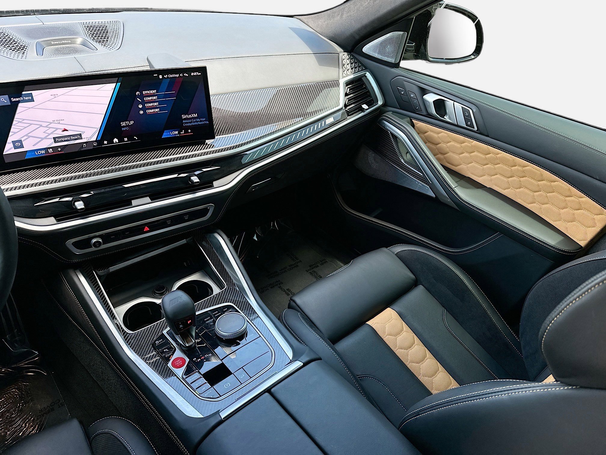 Used 2025 BMW X6 M Competition w/ Executive Package image 24