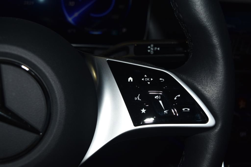 Used 2024 Mercedes-Benz EQE 350+ 4MATIC Sedan image 11