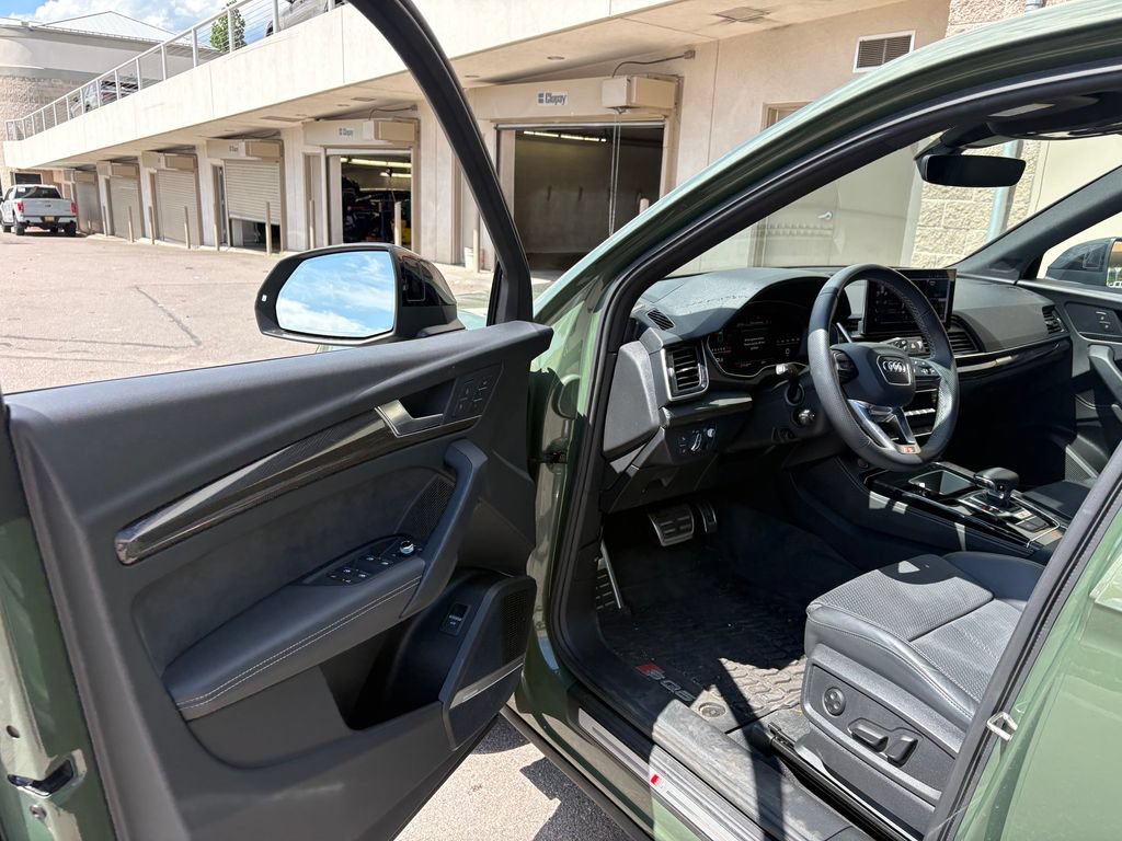 Used 2024 Audi SQ5 Prestige AWD/4WD image 17